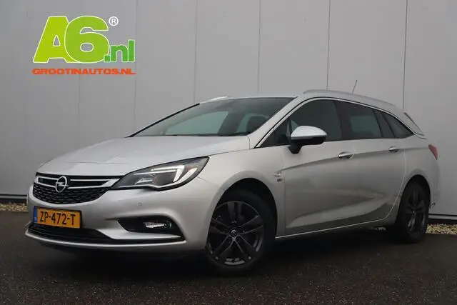 Photo 1 : Opel Astra 2019 Petrol