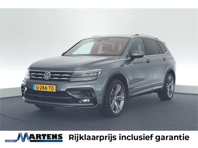 Photo 1 : Volkswagen Tiguan 2019 Petrol