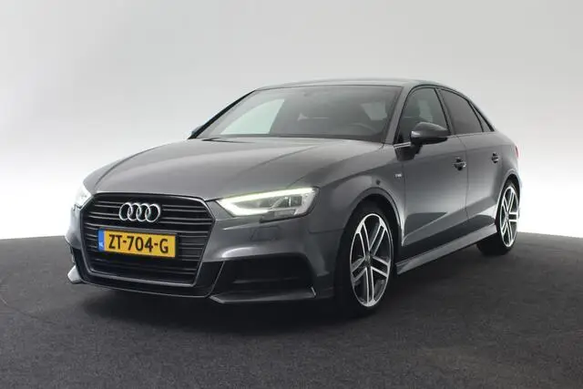 Photo 1 : Audi A3 2019 Essence