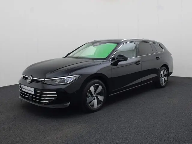 Photo 1 : Volkswagen Passat 2024 Hybride