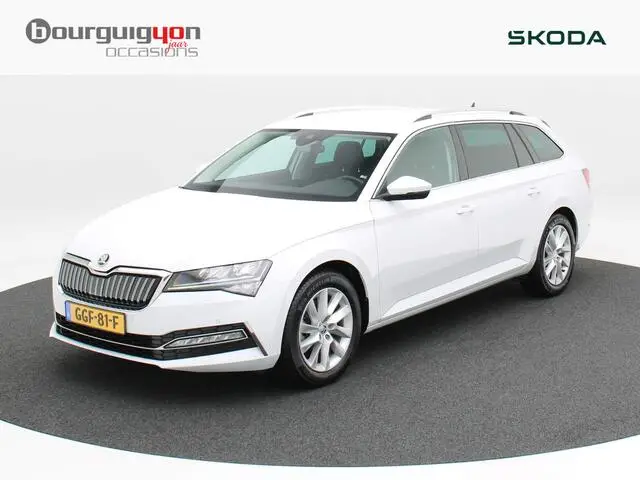 Photo 1 : Skoda Superb 2021 Hybrid