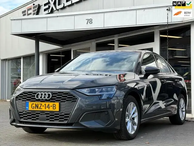 Photo 1 : Audi A3 2020 Essence