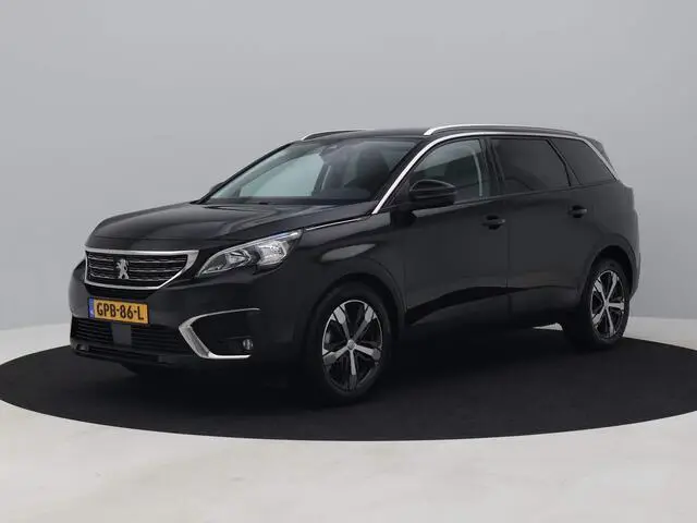 Photo 1 : Peugeot 5008 2019 Petrol