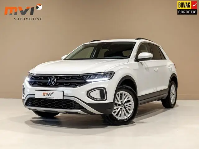 Photo 1 : Volkswagen T-roc 2022 Essence