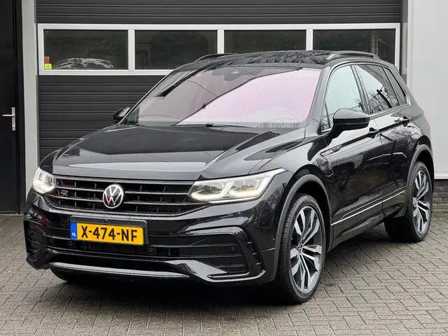 Photo 1 : Volkswagen Tiguan 2021 Essence