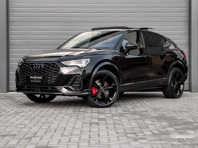 Photo 1 : Audi Q3 2021 Hybrid