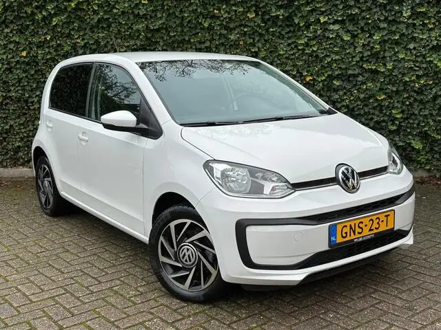 Photo 1 : Volkswagen Up! 2018 Petrol