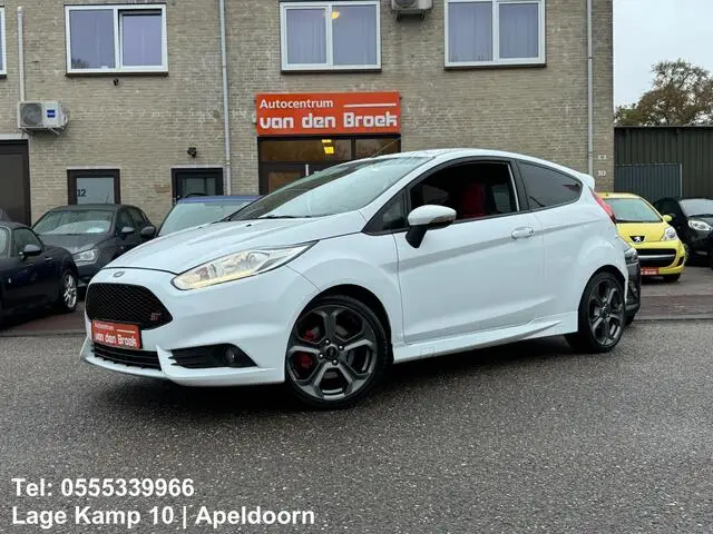 Photo 1 : Ford Fiesta 2017 Essence