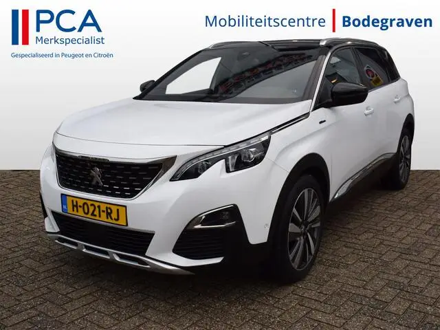 Photo 1 : Peugeot 5008 2020 Petrol