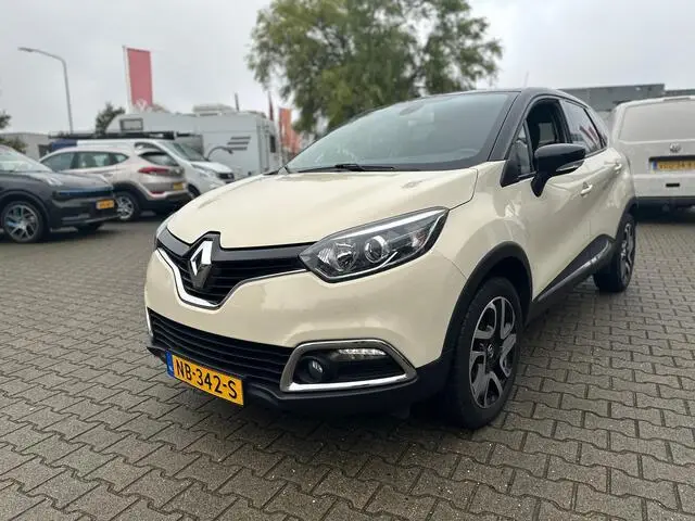 Photo 1 : Renault Captur 2016 Essence