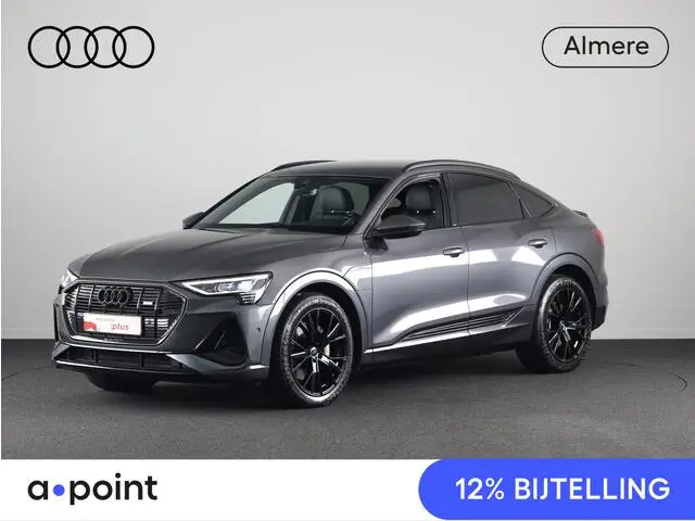 Photo 1 : Audi E-tron 2021 Électrique