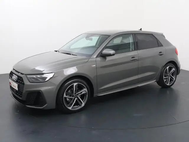 Photo 1 : Audi A1 2024 Petrol