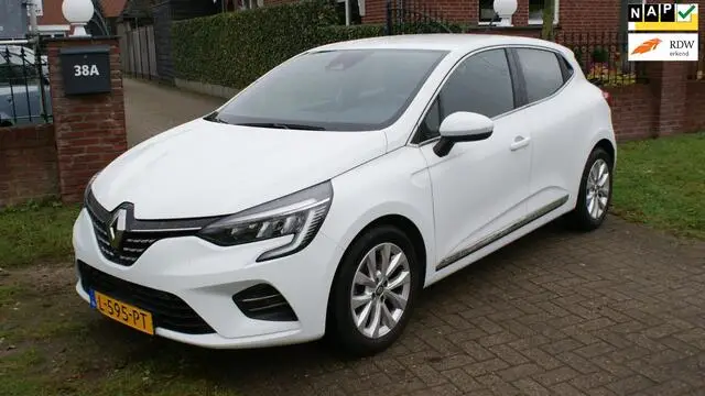 Photo 1 : Renault Clio 2021 Petrol