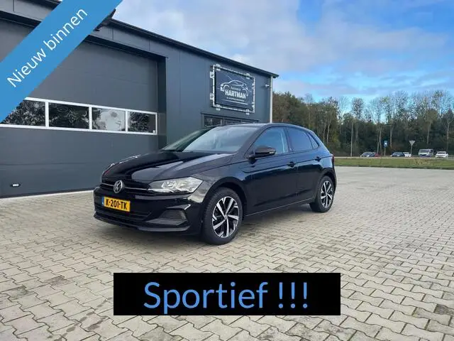 Photo 1 : Volkswagen Polo 2018 Petrol