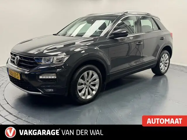 Photo 1 : Volkswagen T-roc 2019 Essence