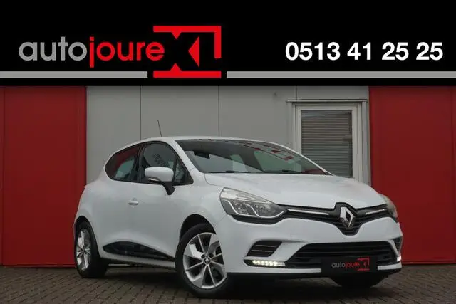 Photo 1 : Renault Clio 2017 Petrol