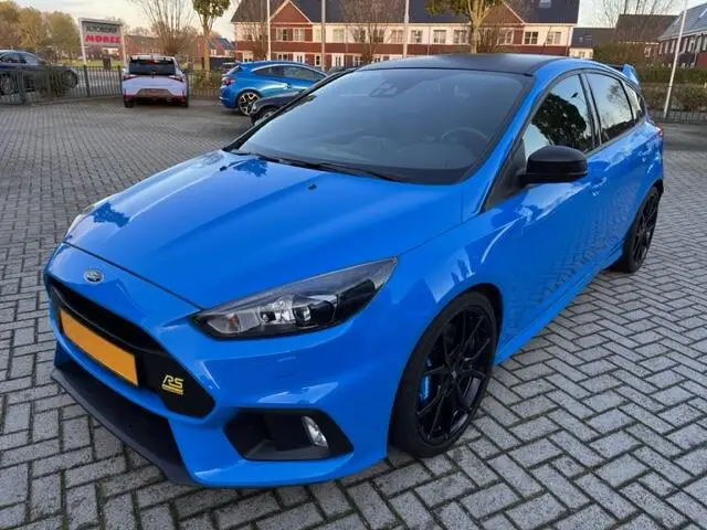 Photo 1 : Ford Focus 2017 Petrol