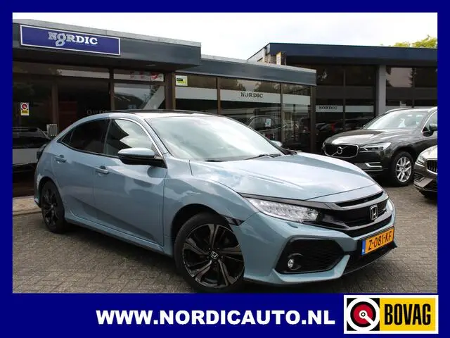 Photo 1 : Honda Civic 2018 Petrol