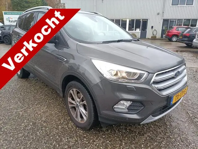 Photo 1 : Ford Kuga 2018 Petrol