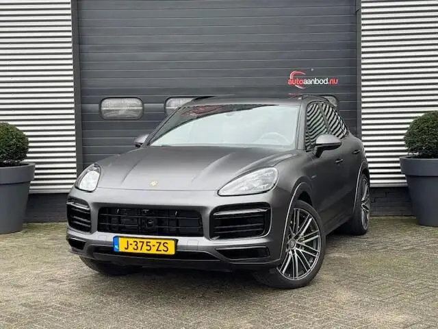 Photo 1 : Porsche Cayenne 2018 Hybride