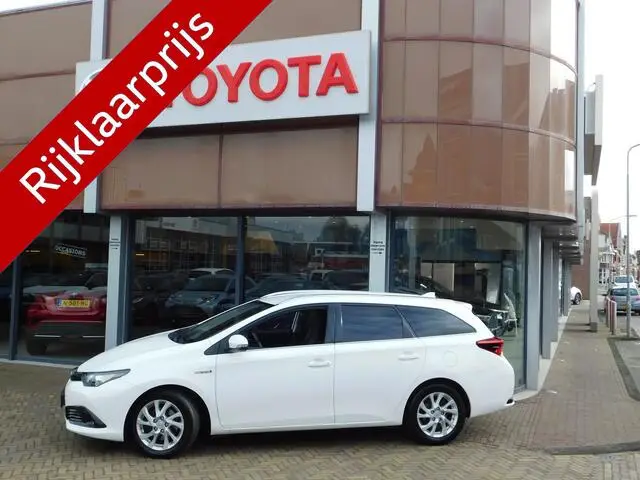 Photo 1 : Toyota Auris 2019 Hybride