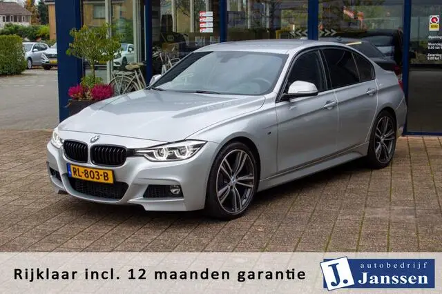 Photo 1 : Bmw Serie 3 2018 Petrol