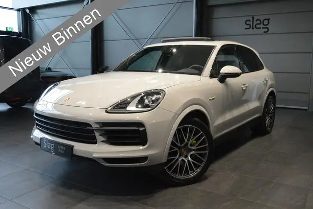 Photo 1 : Porsche Cayenne 2021 Hybrid