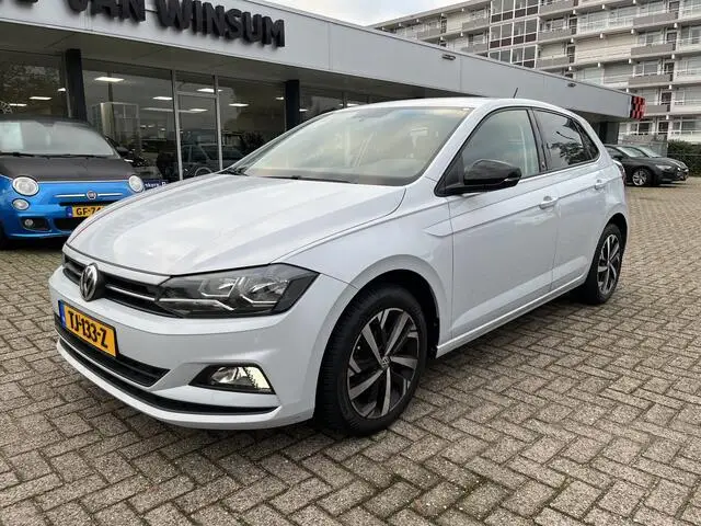 Photo 1 : Volkswagen Polo 2018 Petrol