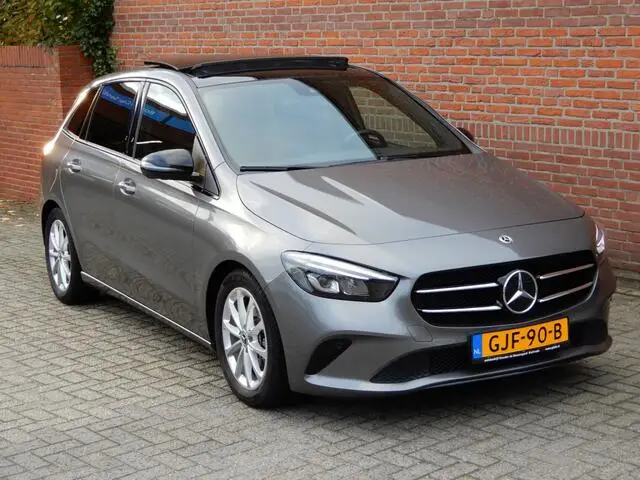 Photo 1 : Mercedes-benz Classe B 2019 Petrol