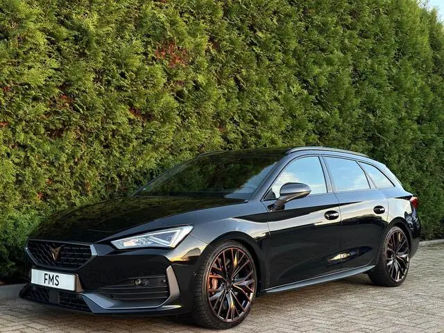 Photo 1 : Cupra Leon 2022 Petrol