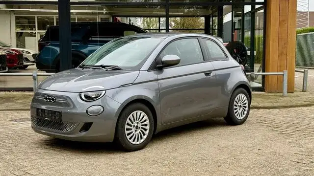 Photo 1 : Fiat 500 2022 Électrique