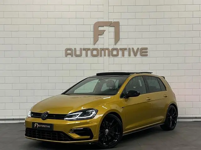 Photo 1 : Volkswagen Golf 2017 Petrol