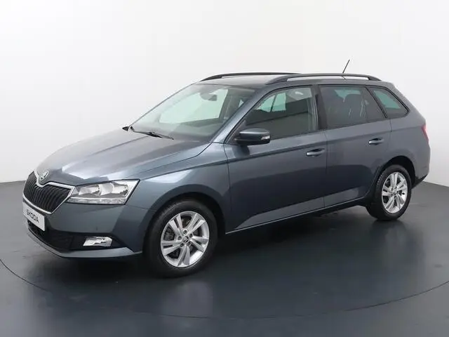 Photo 1 : Skoda Fabia 2019 Essence