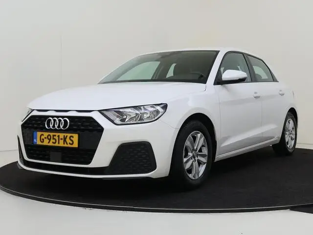 Photo 1 : Audi A1 2019 Essence