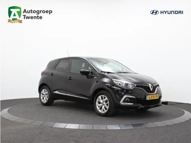 Photo 1 : Renault Captur 2019 Petrol