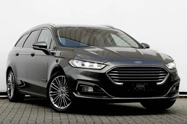 Photo 1 : Ford Mondeo 2019 Hybrid