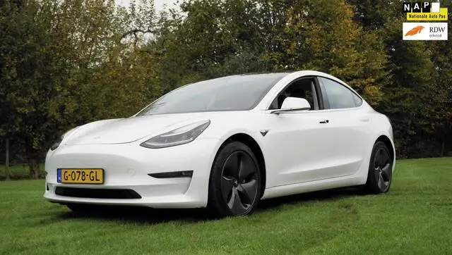 Photo 1 : Tesla Model 3 2019 Électrique