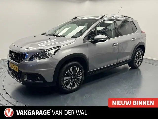 Photo 1 : Peugeot 2008 2018 Essence