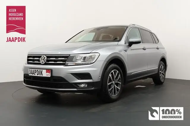 Photo 1 : Volkswagen Tiguan 2020 Essence