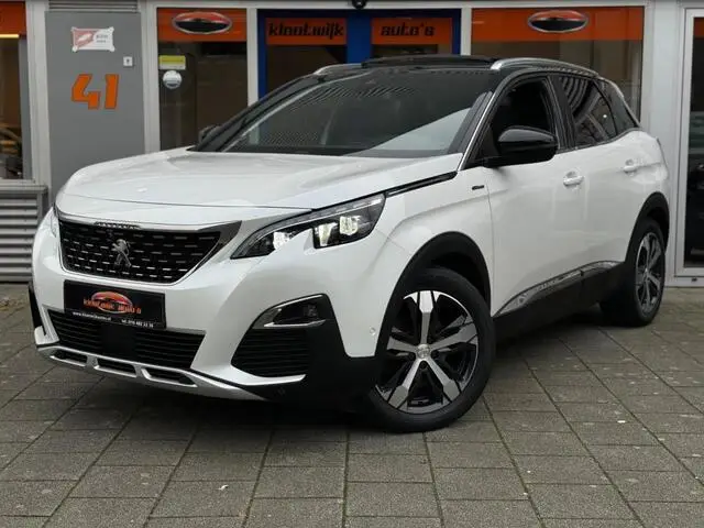 Photo 1 : Peugeot 3008 2017 Essence