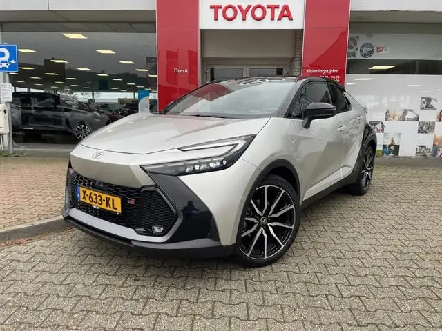 Photo 1 : Toyota C-hr 2023 Hybrid