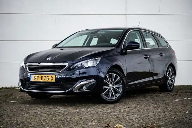 Photo 1 : Peugeot 308 2015 Essence