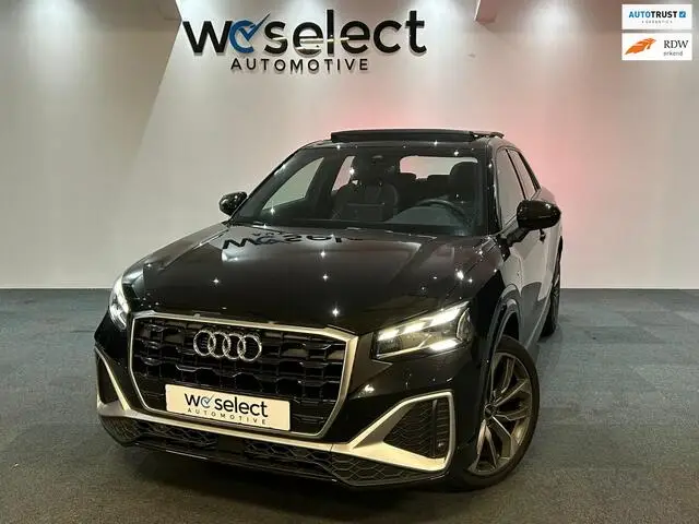 Photo 1 : Audi Q2 2021 Essence