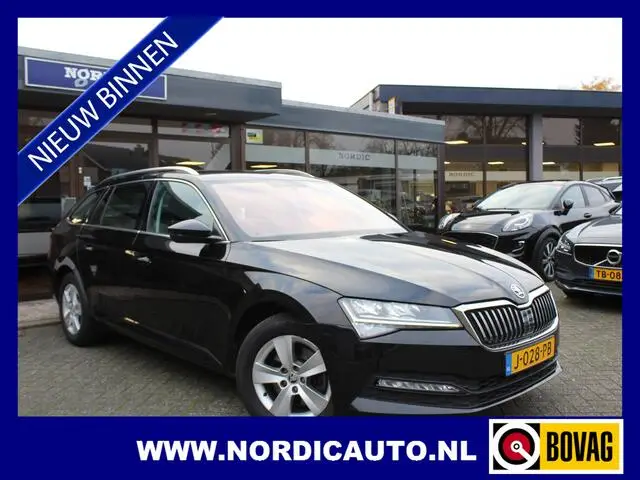 Photo 1 : Skoda Superb 2020 Petrol