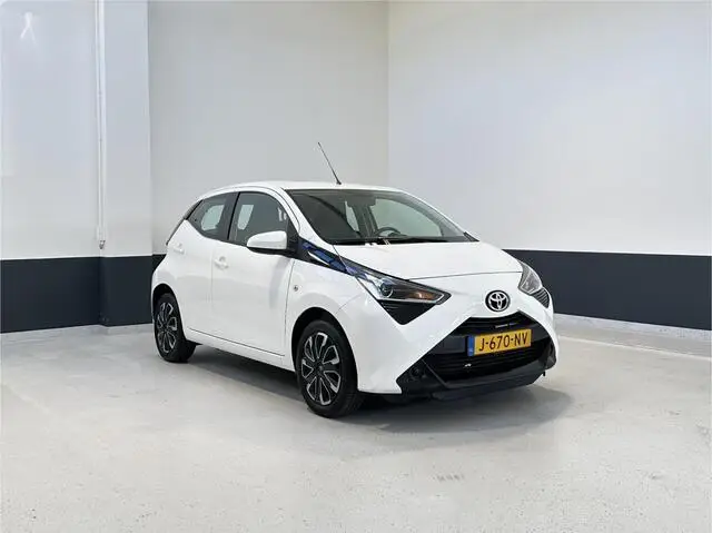 Photo 1 : Toyota Aygo 2020 Essence