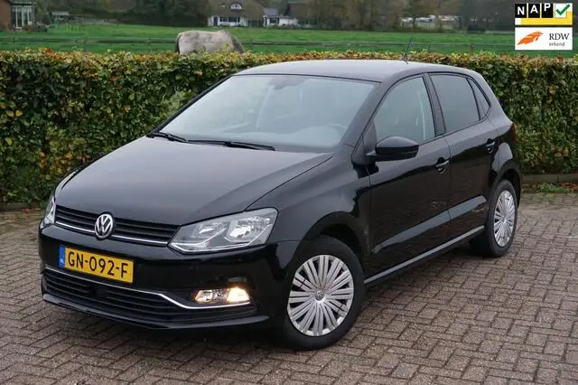 Photo 1 : Volkswagen Polo 2015 Diesel