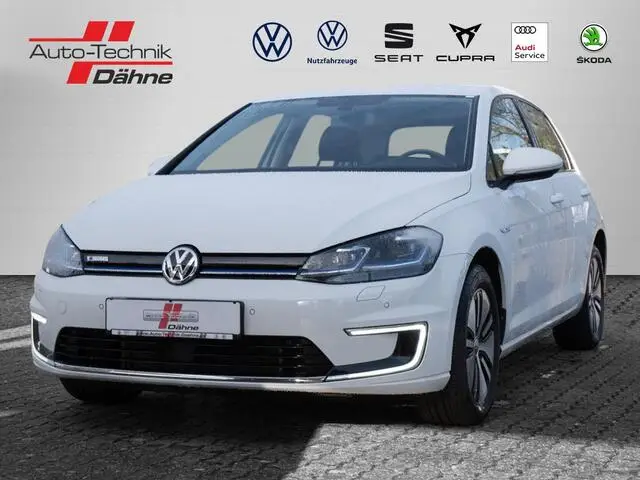 Photo 1 : Volkswagen Golf 2019 Électrique