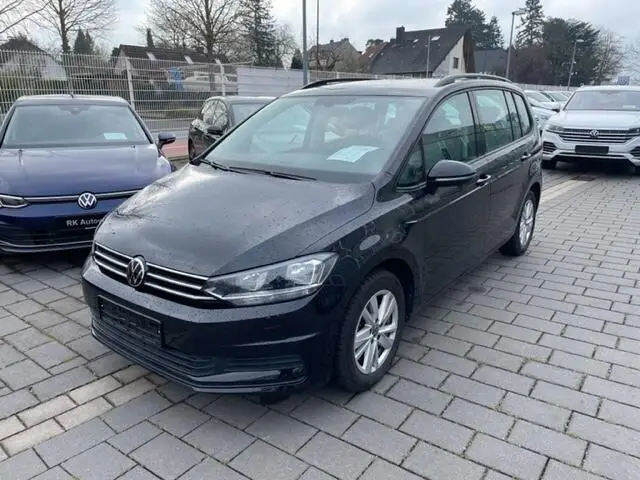 Photo 1 : Volkswagen Touran 2022 Petrol