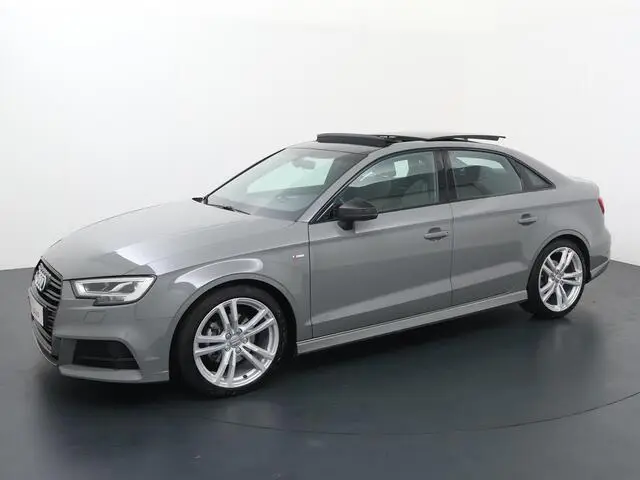 Photo 1 : Audi A3 2020 Petrol