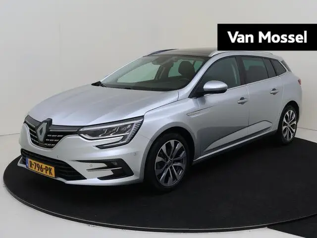 Photo 1 : Renault Megane 2022 Petrol